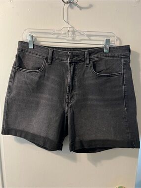 Old Navy Black Rolled-Hem Denim Shorts